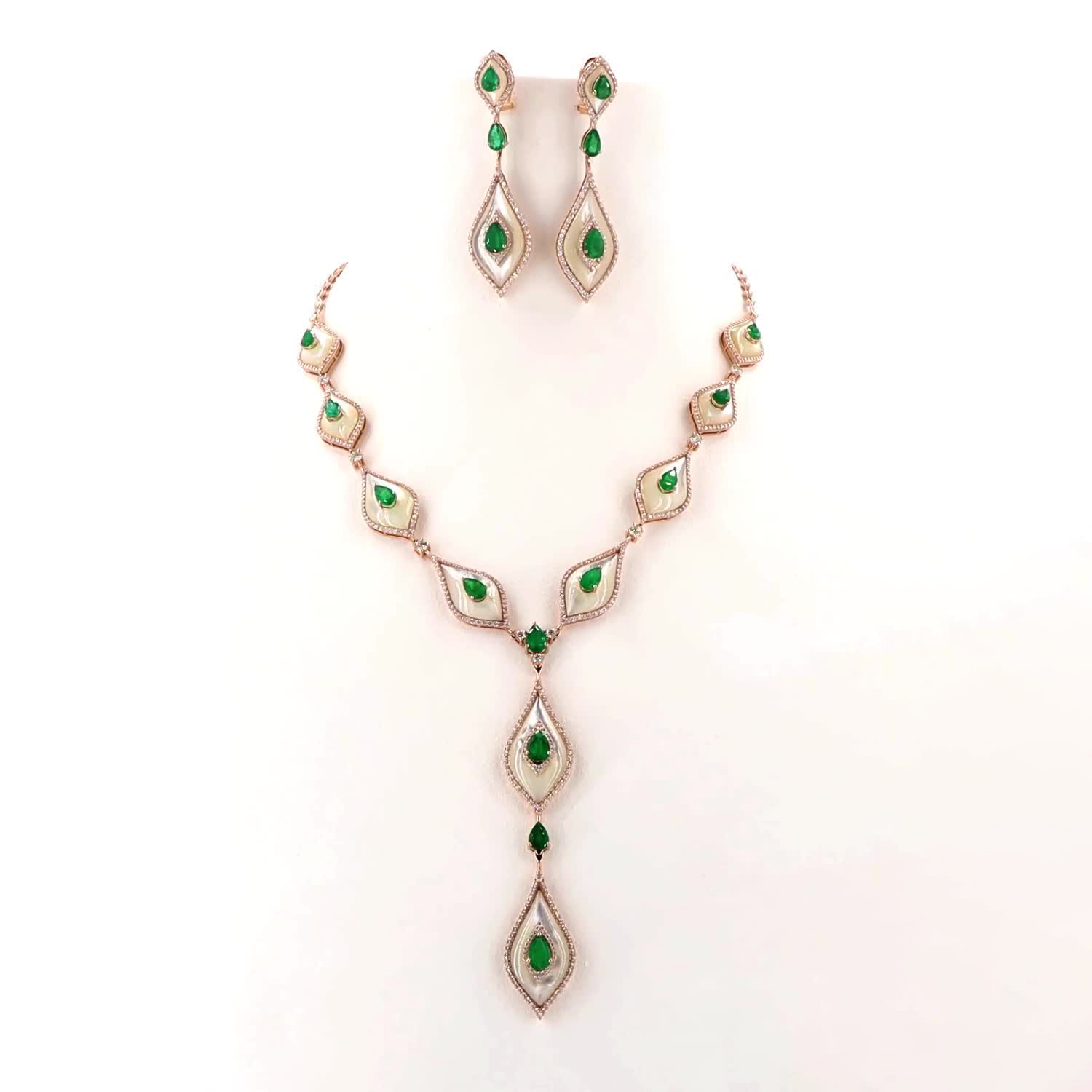 Emerald & Mother of Pearl Suite