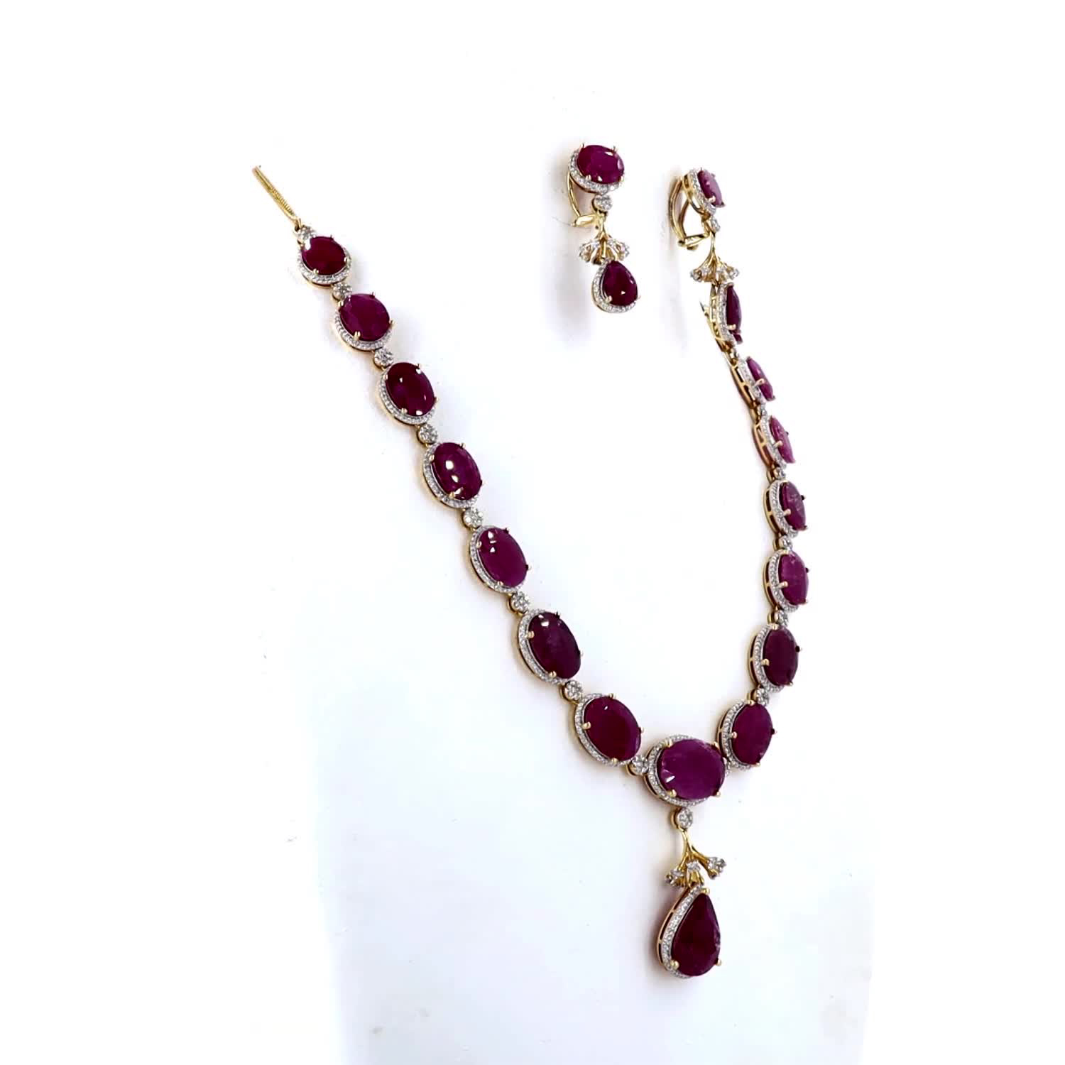 Mozambique Ruby and Diamond Necklace Set - Image 3